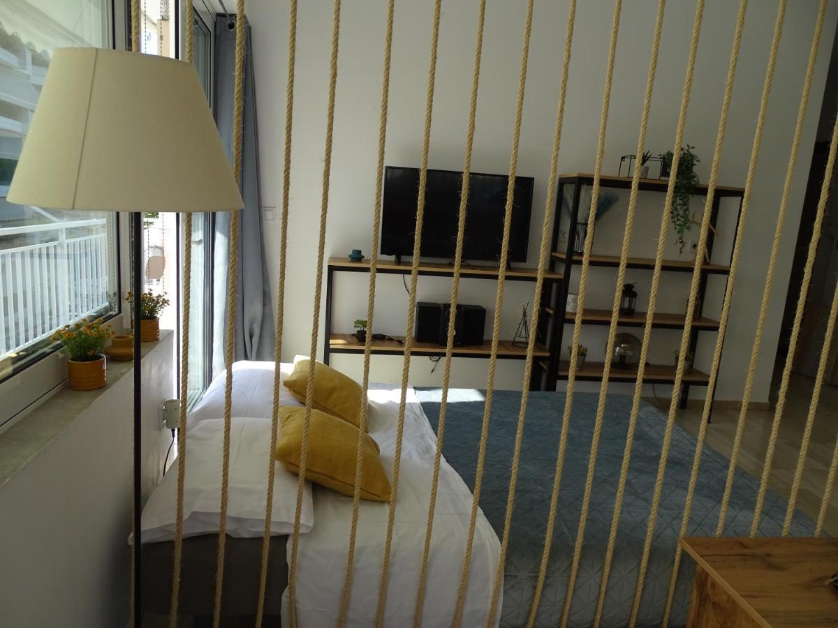 Zeus Bright & New Apartment - 25' Walk To The Acropolis Athens Exterior photo